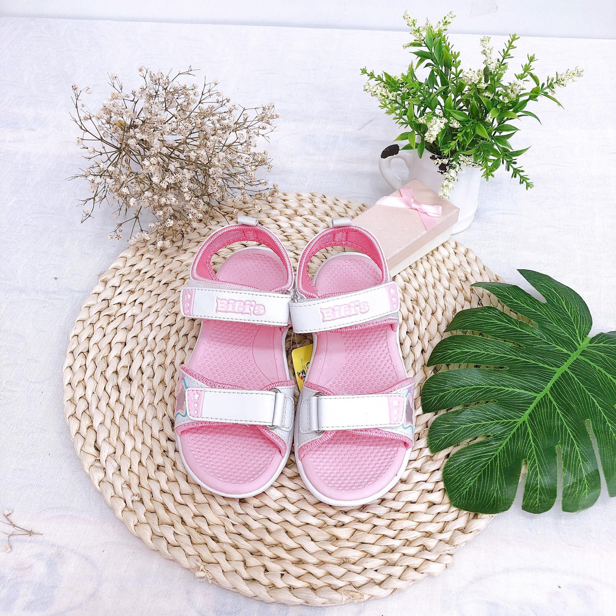Sandals bé gái quai dán ( size 28 - 35 )-DTG003400