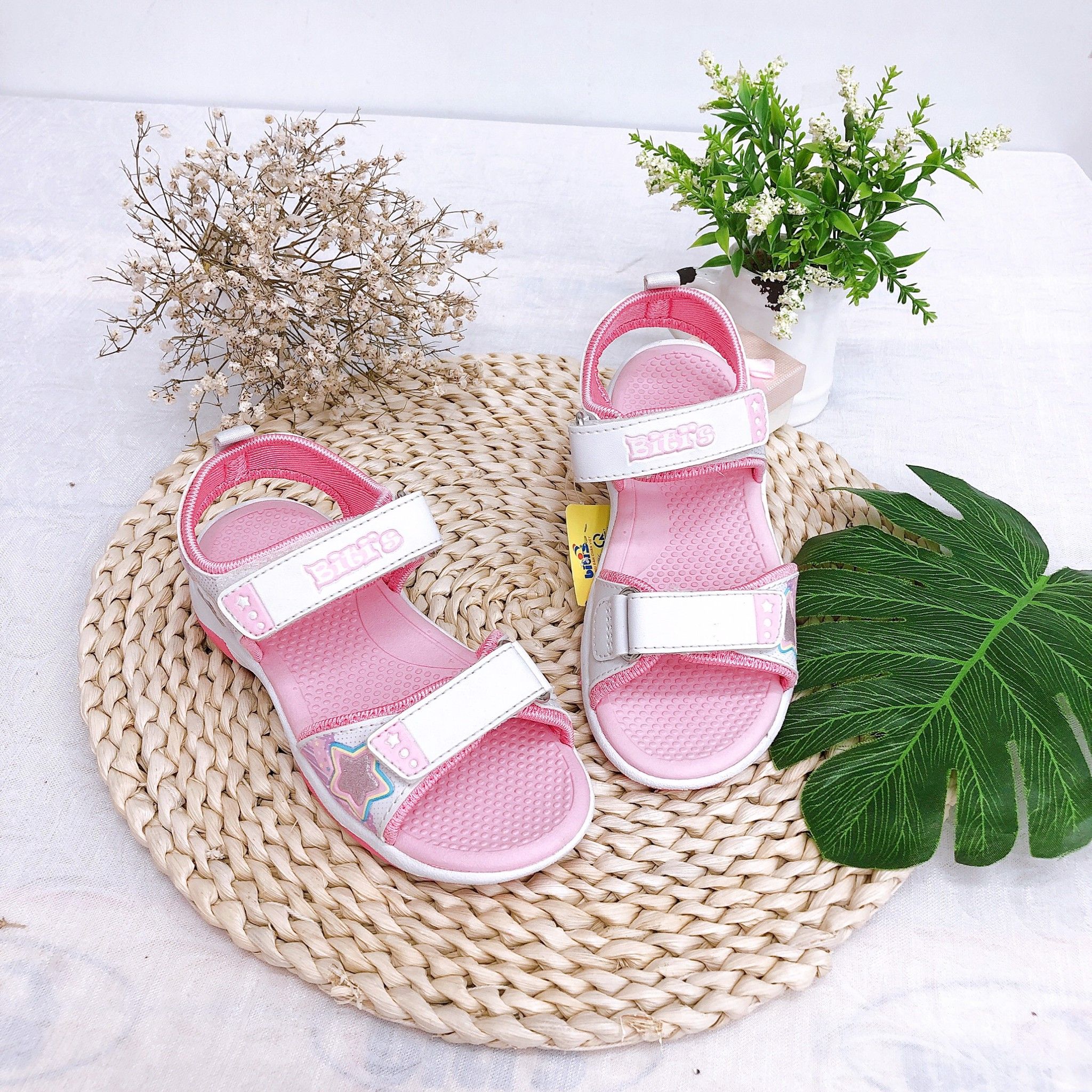 Sandals bé gái quai dán ( size 28 - 35 )-DTG003400