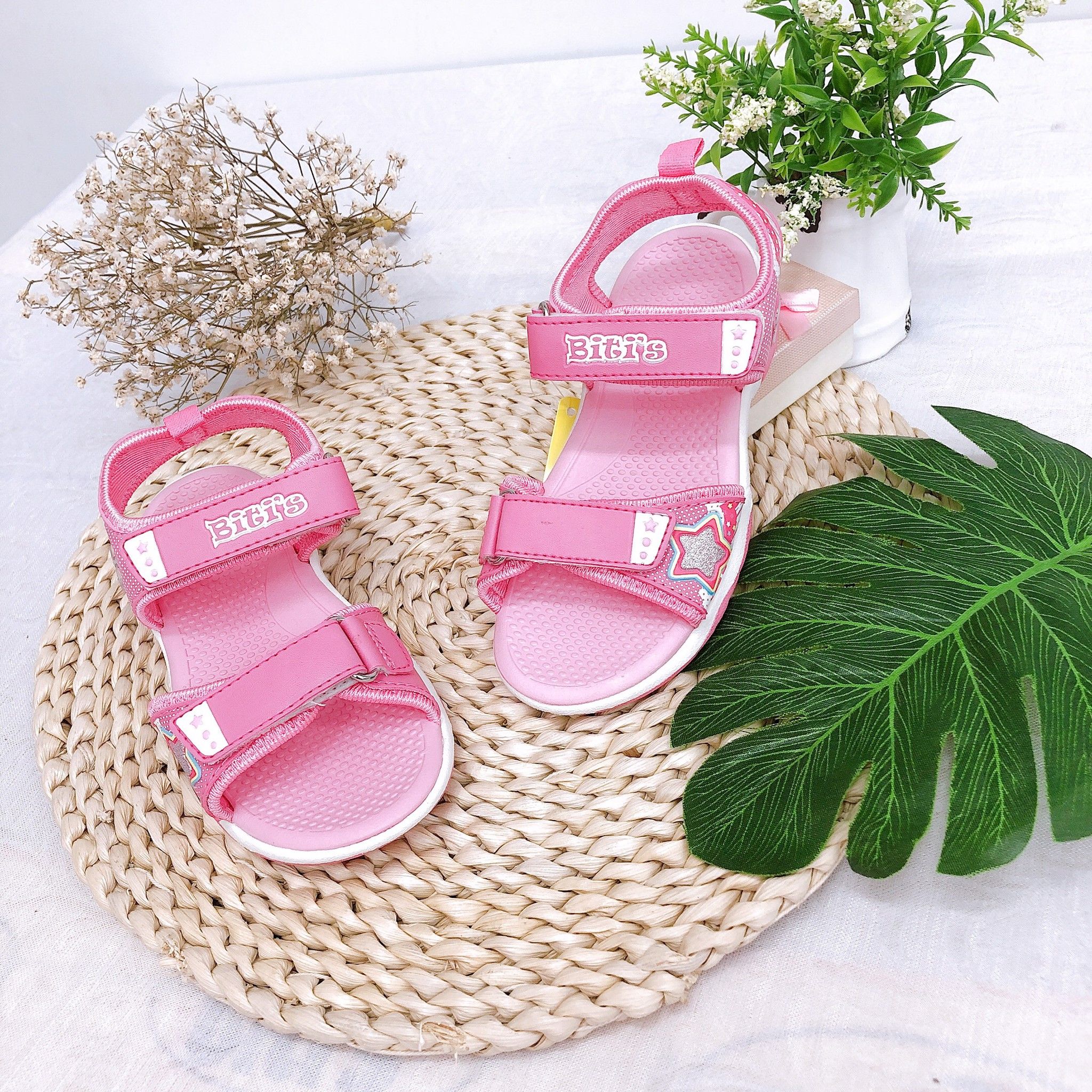 Sandals bé gái quai dán ( size 28 - 35 )-DTG003400