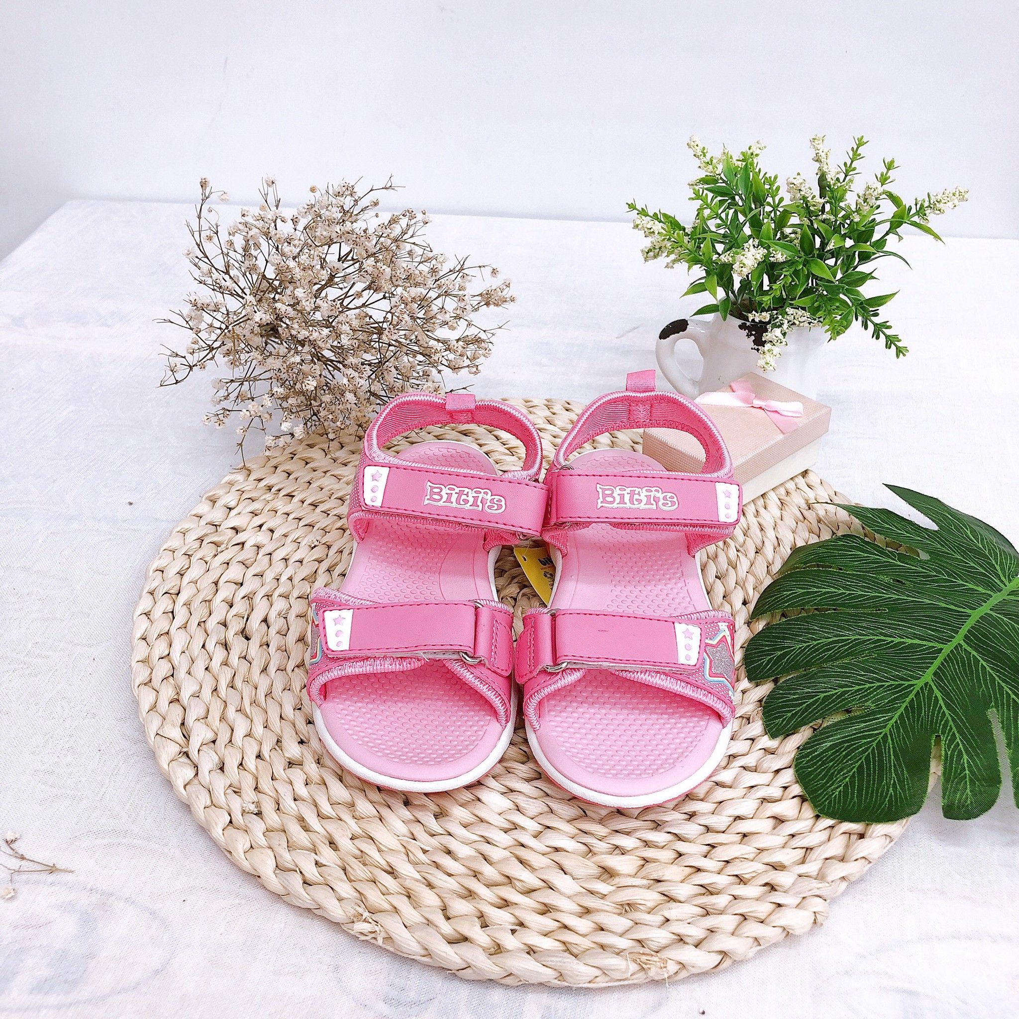 Sandals bé gái quai dán ( size 28 - 35 )-DTG003400