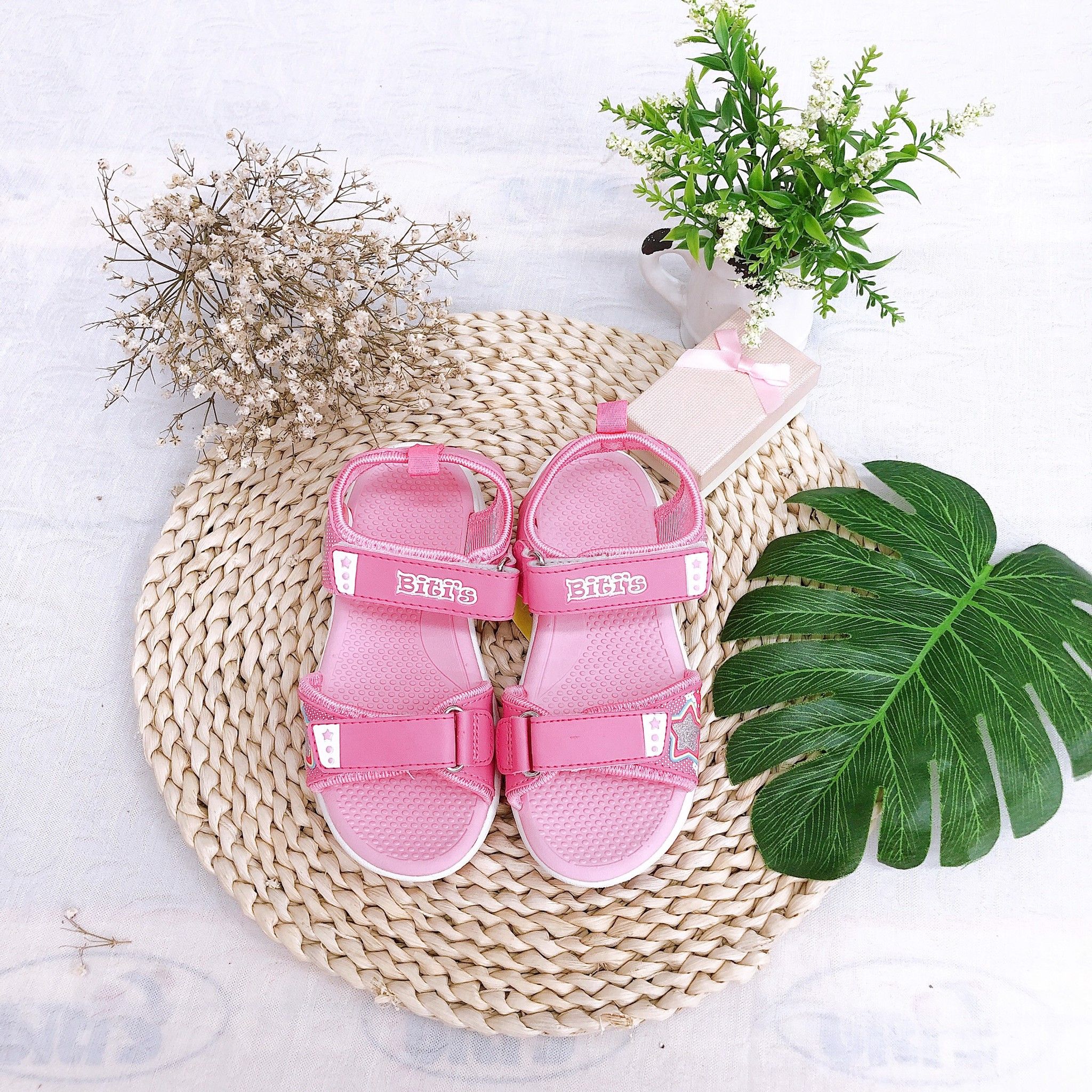 Sandals bé gái quai dán ( size 28 - 35 )-DTG003400