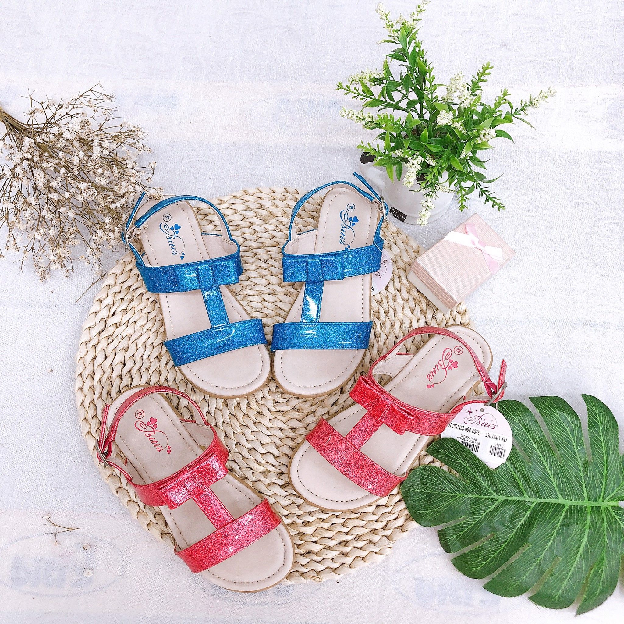 Sandals bé gái ( size 28 - 37 )-DTG001488