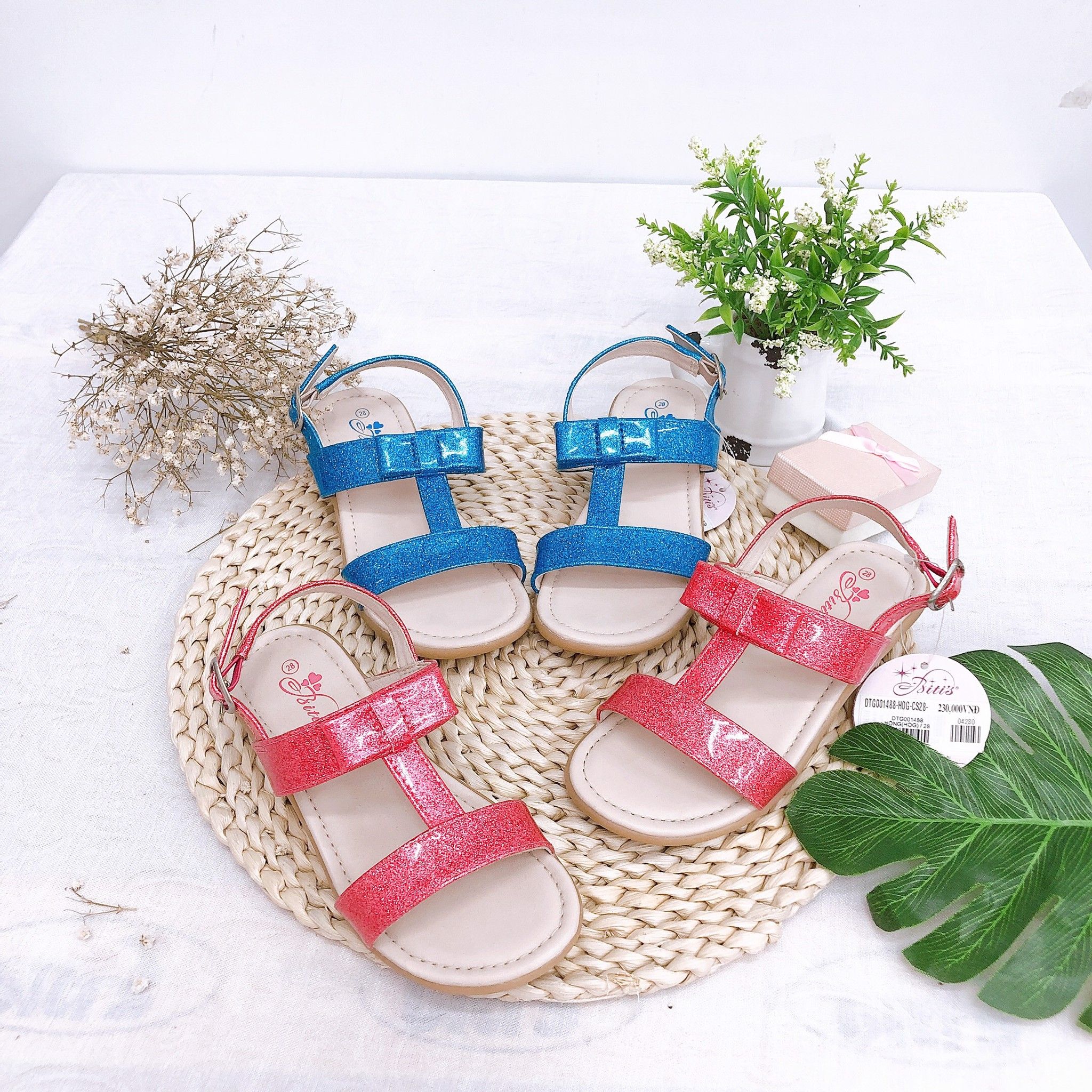 Sandals bé gái ( size 28 - 37 )-DTG001488