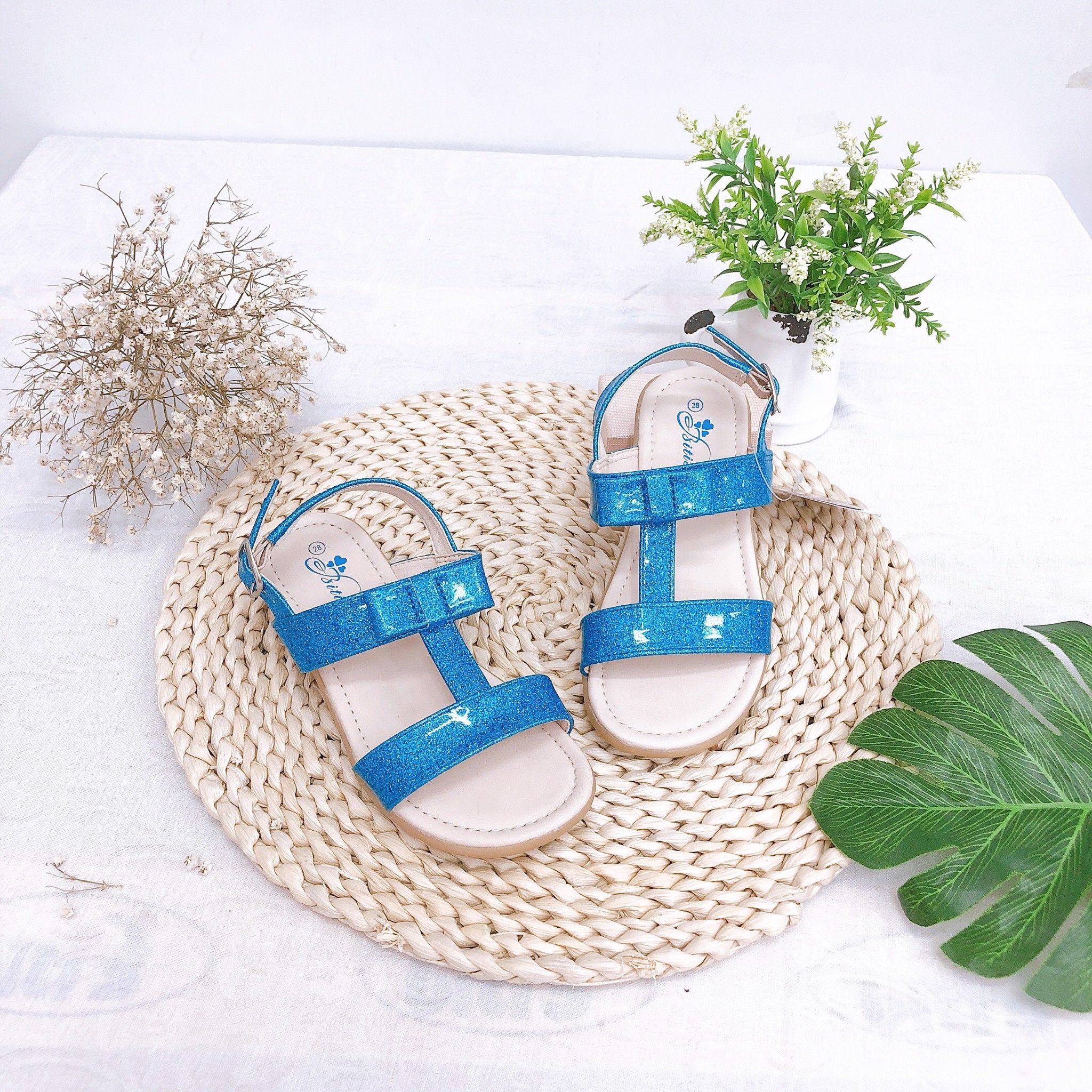 Sandals bé gái ( size 28 - 37 )-DTG001488