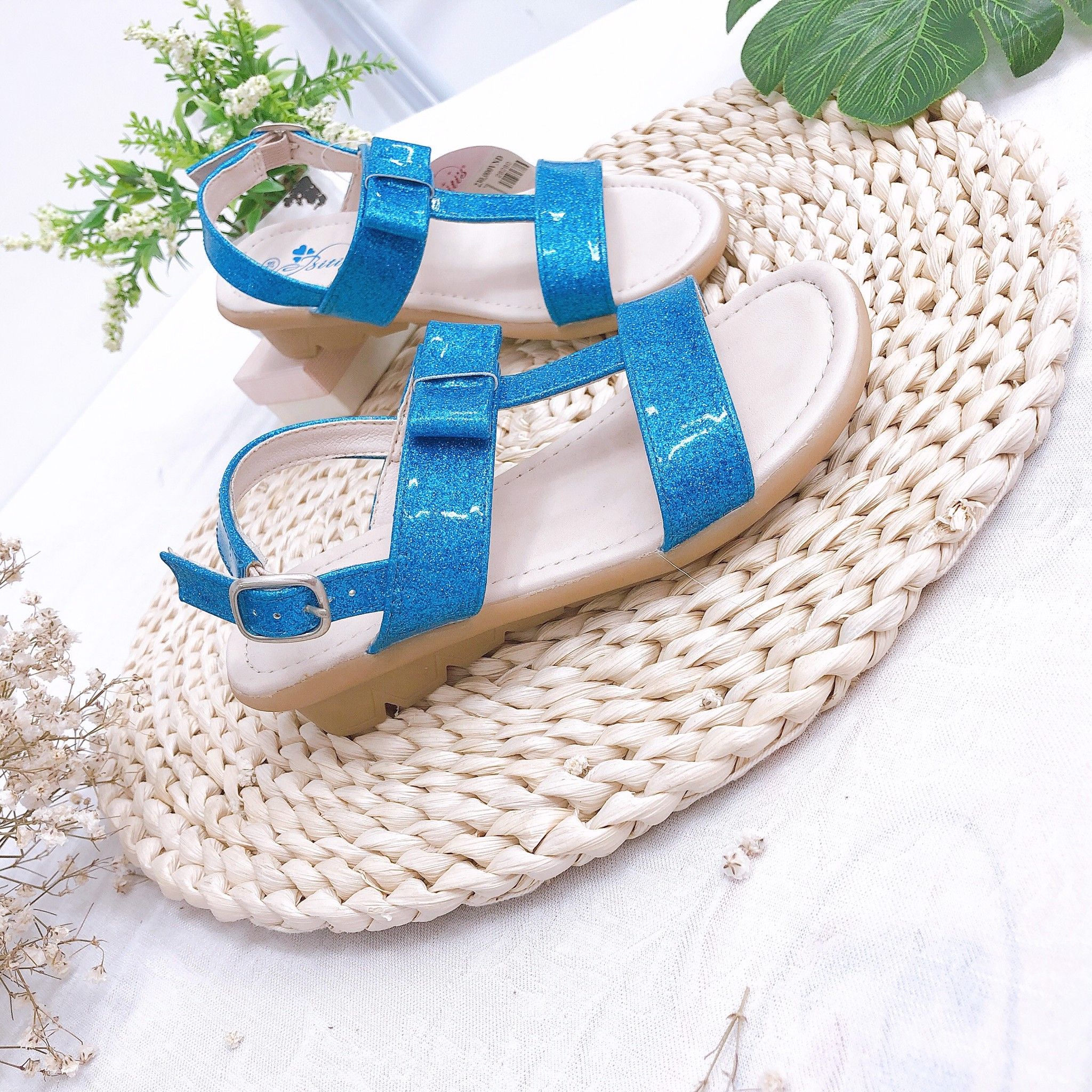 Sandals bé gái ( size 28 - 37 )-DTG001488