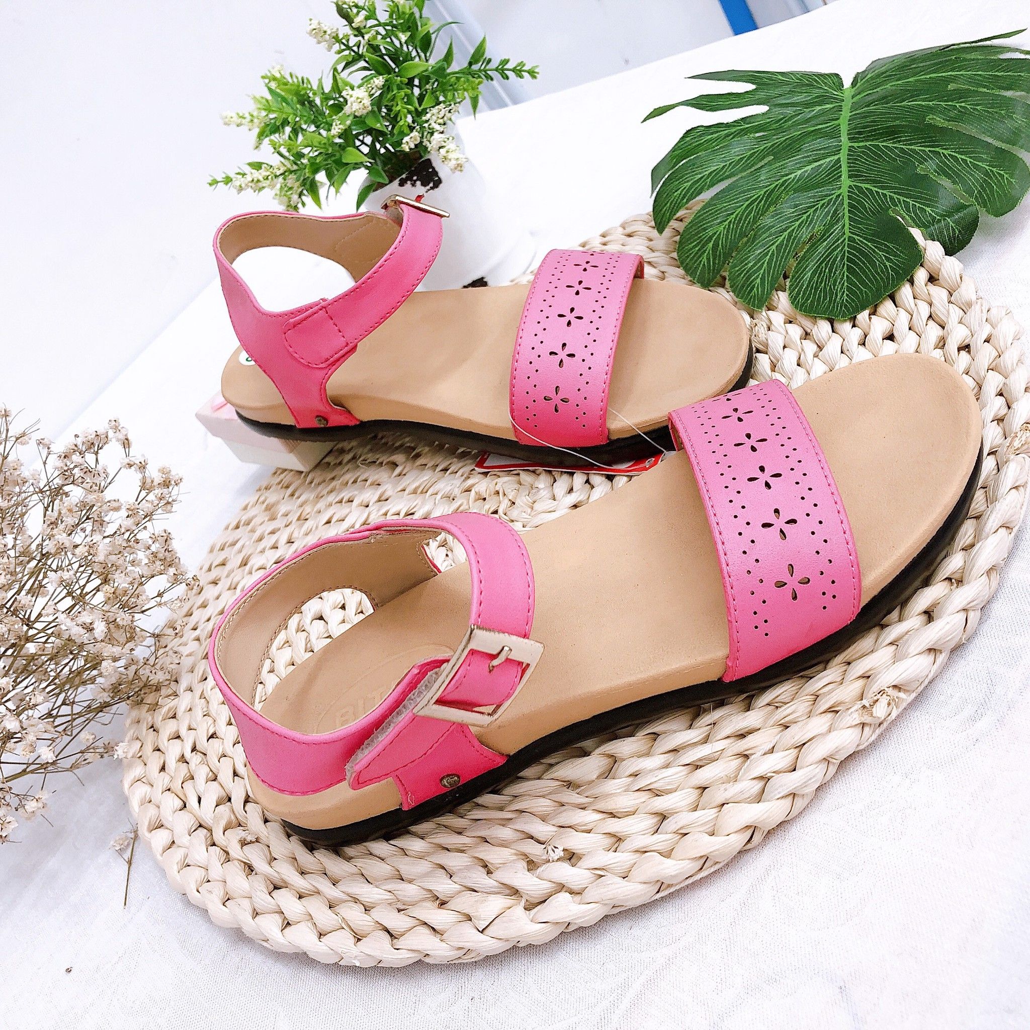 Sandals bé gái quai dán ( size 31 - 37 )-SOB.242