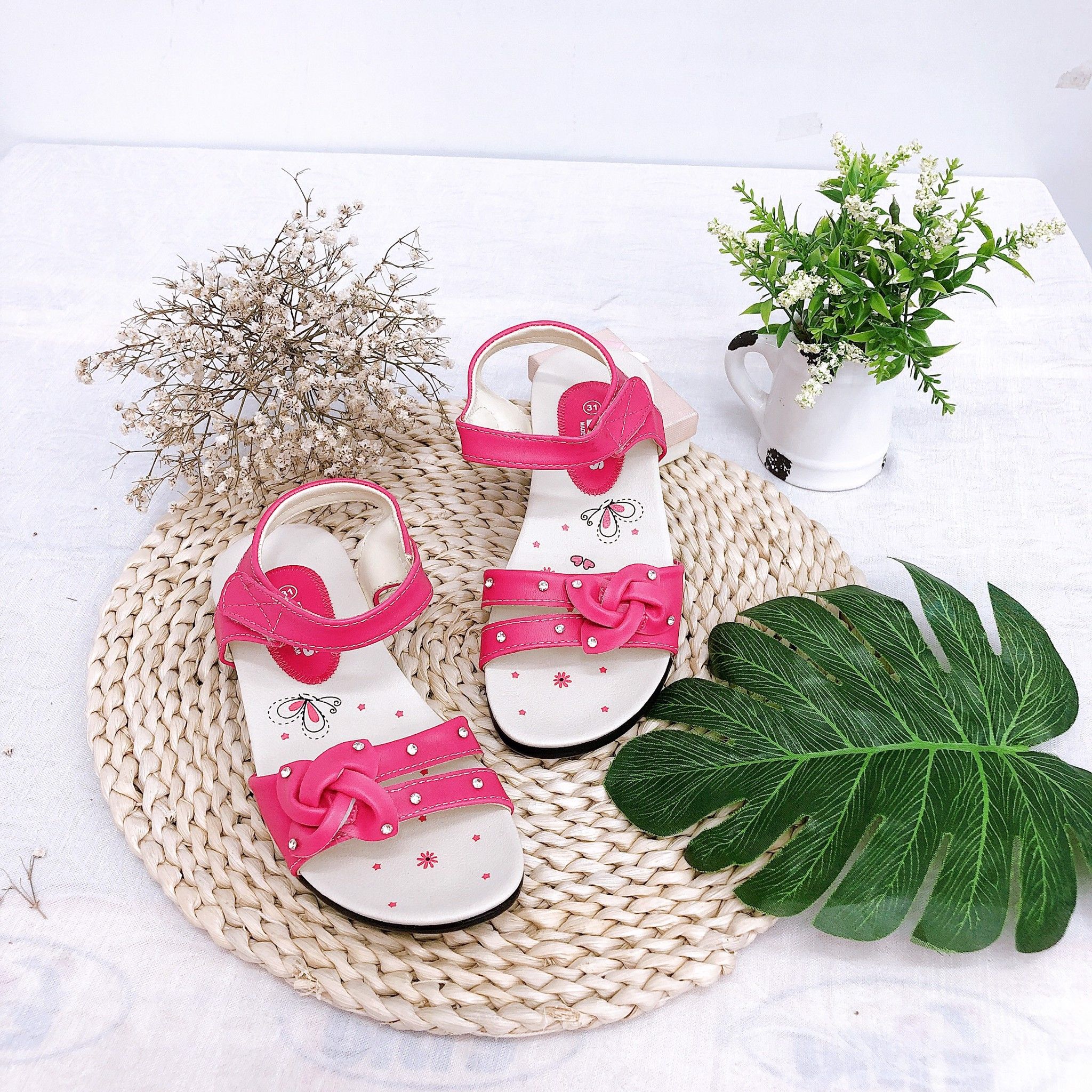 Sandals bé gái quai dán ( size 31 - 37 )-SOB.231
