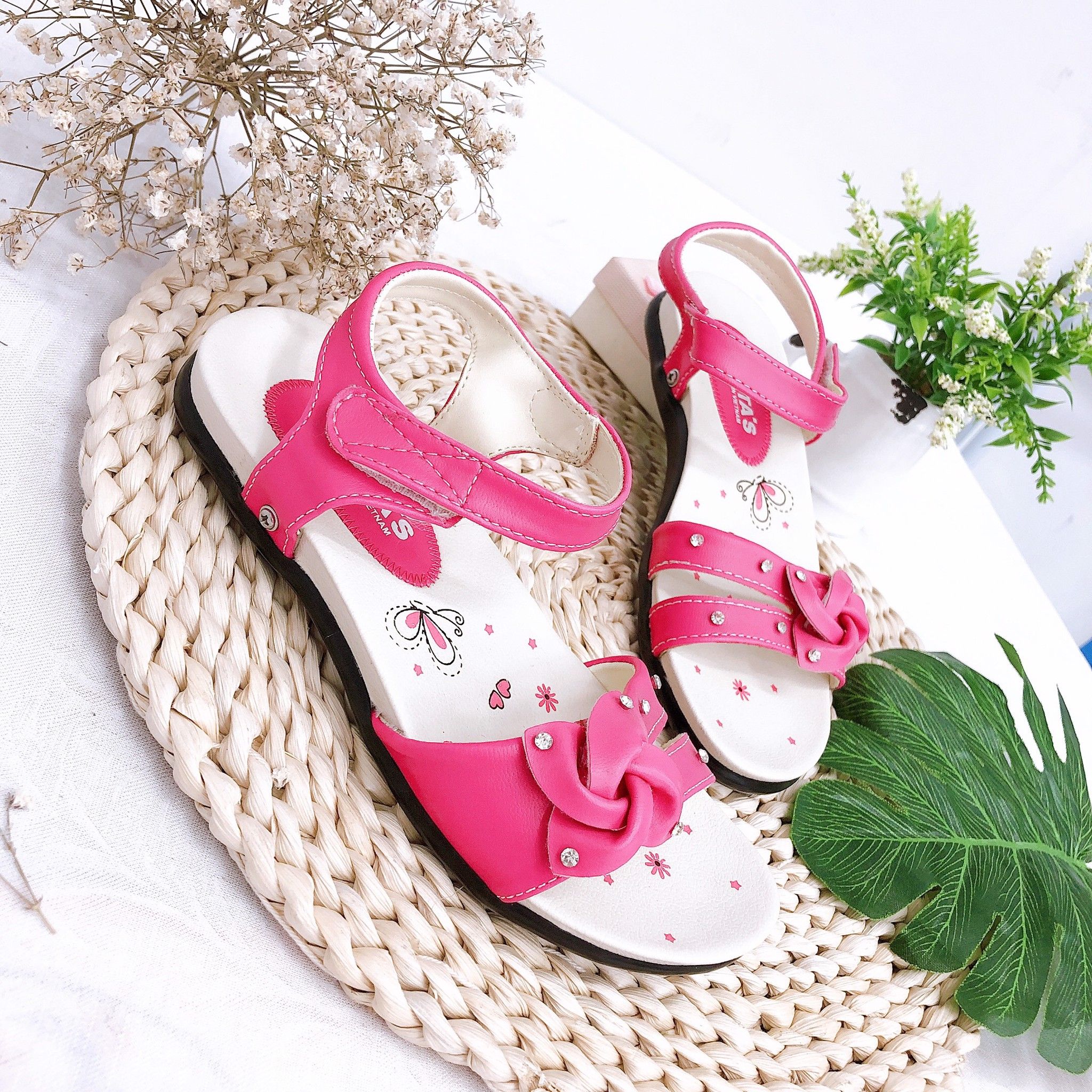 Sandals bé gái quai dán ( size 31 - 37 )-SOB.231