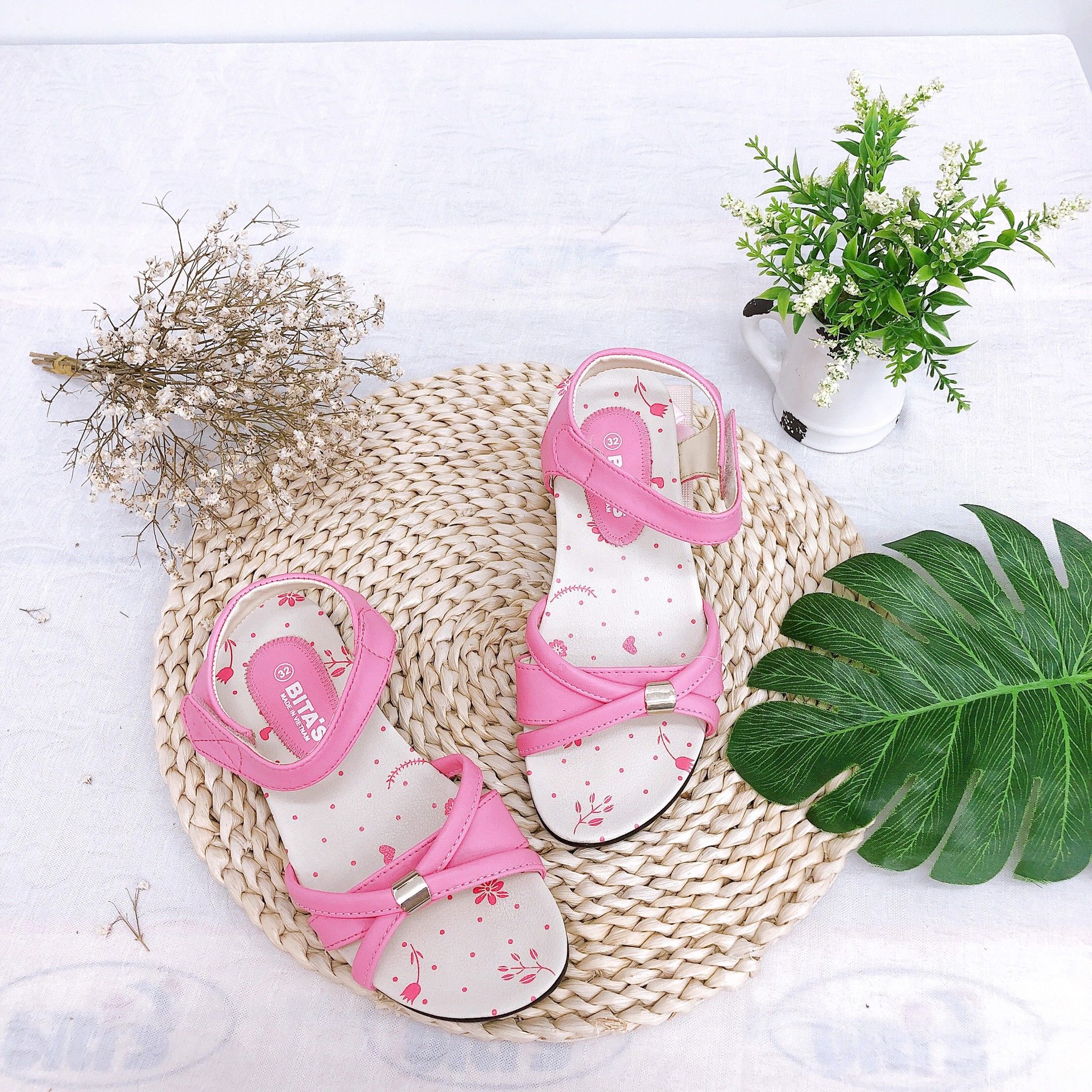 Sandals bé gái quai dán ( size 31 - 37 ) - SOB.235