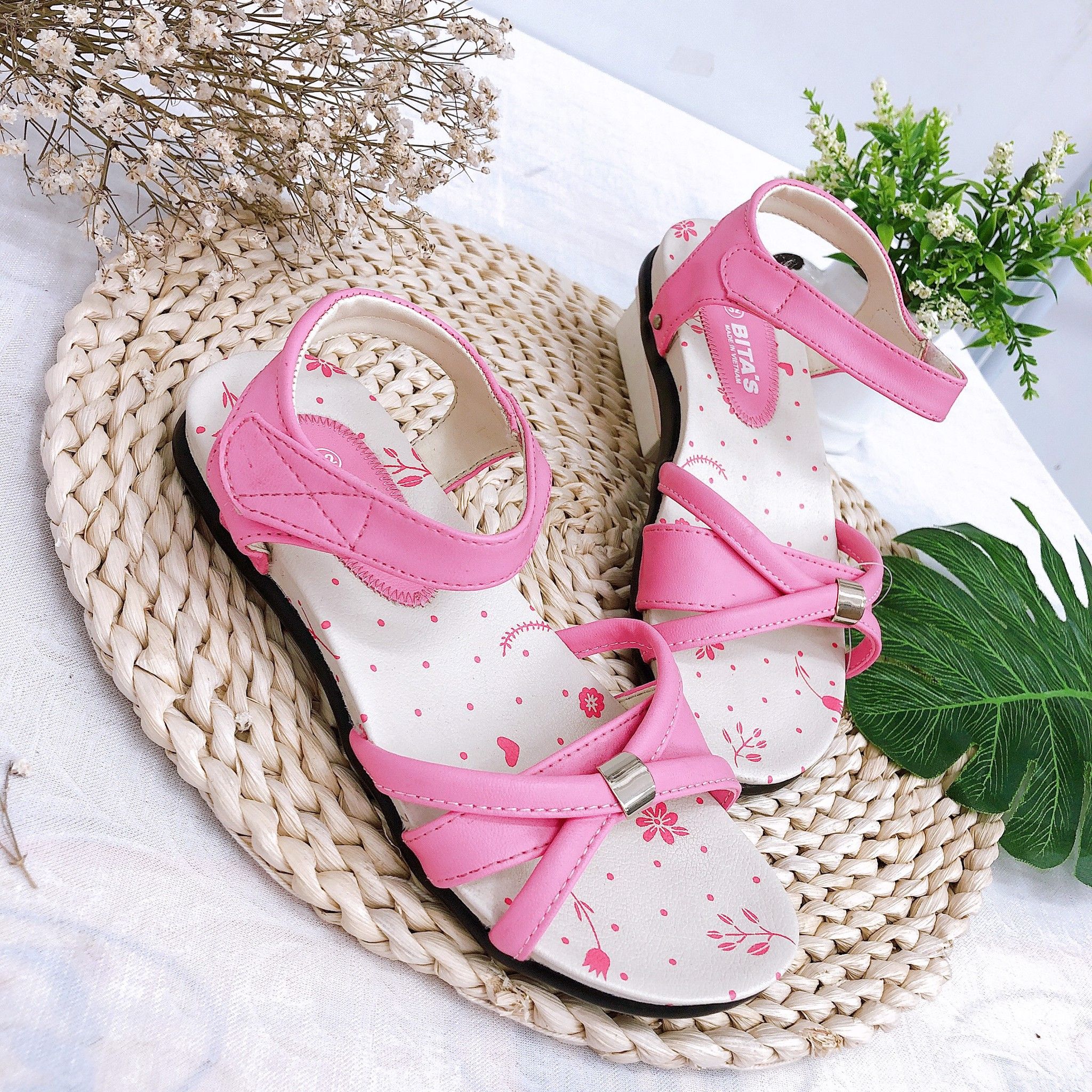 Sandals bé gái quai dán ( size 31 - 37 ) - SOB.235