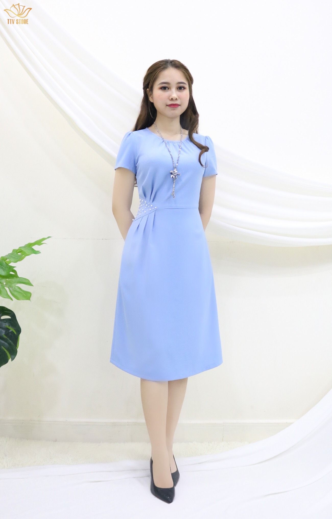 Đầm form A cổ tròn eo đính ngọc CD - Xanh ngọc - TTV442