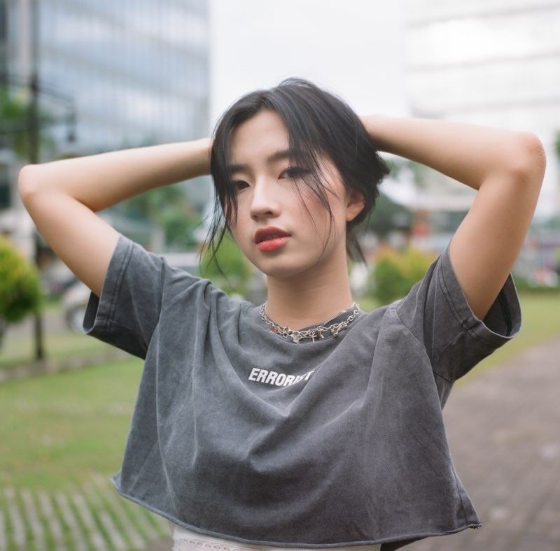LOGO CROP WASHED