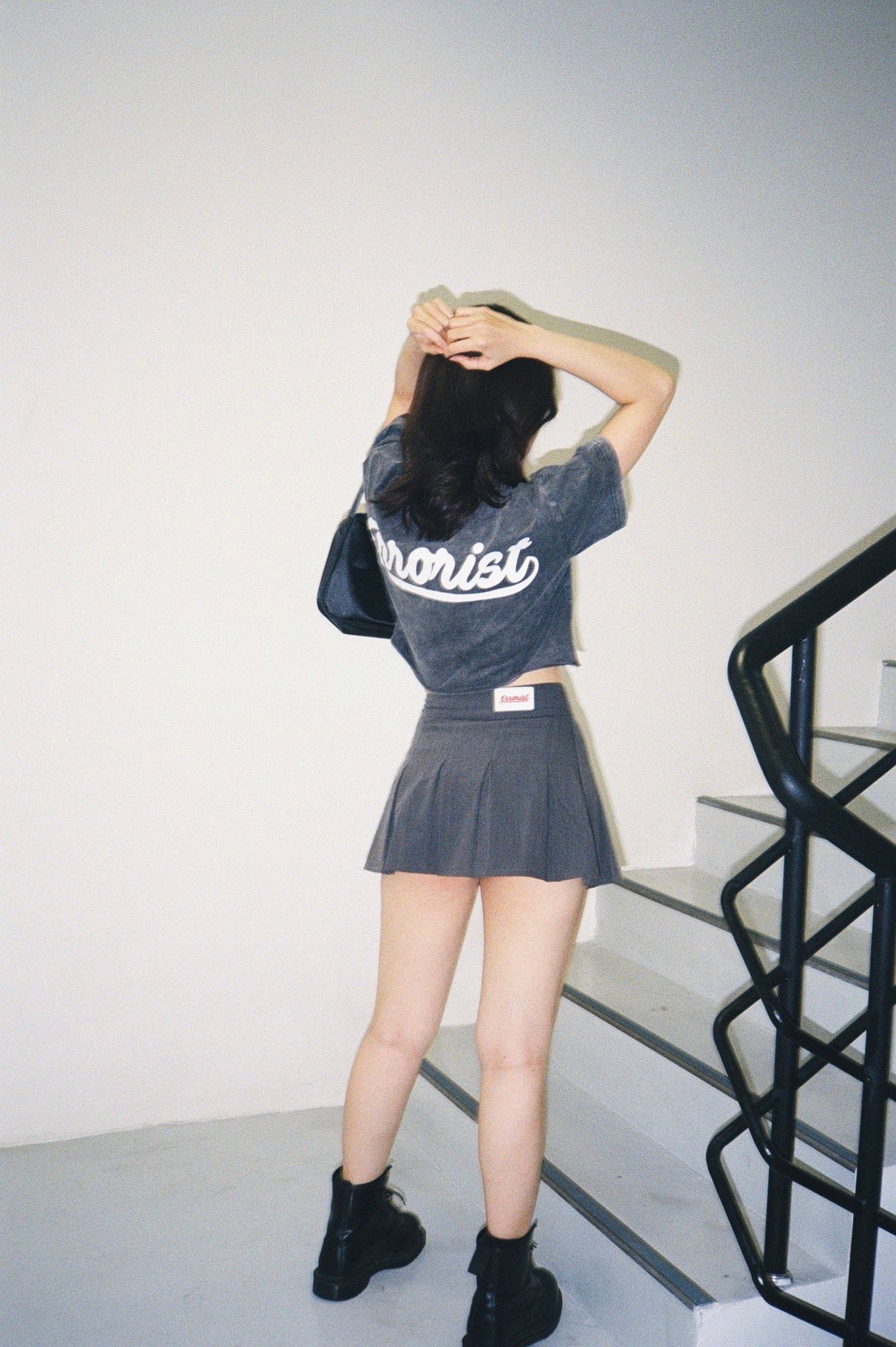 LOGO CROP WASHED