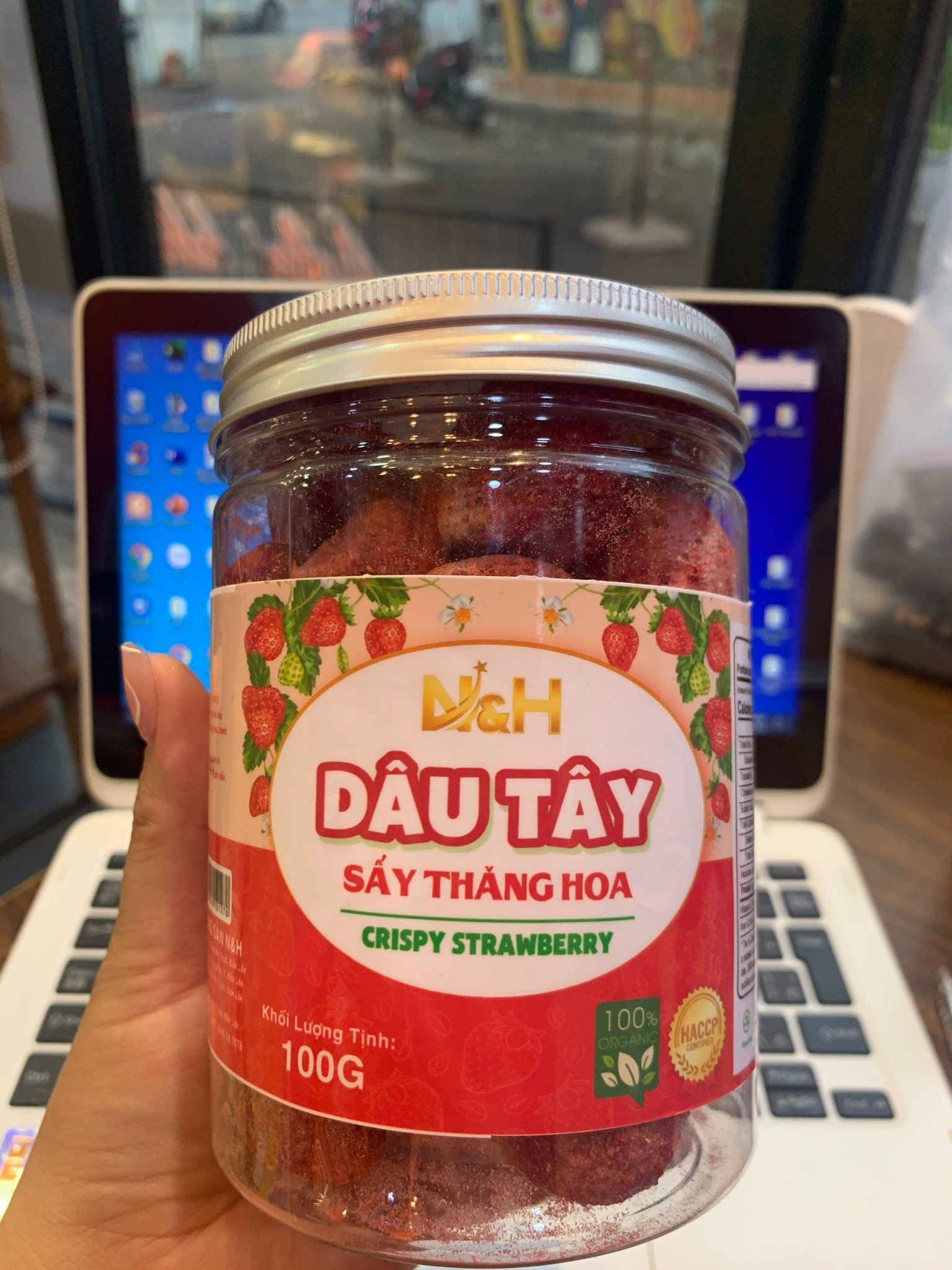  Dâu tây sấy thăng hoa - Hộp 100g 