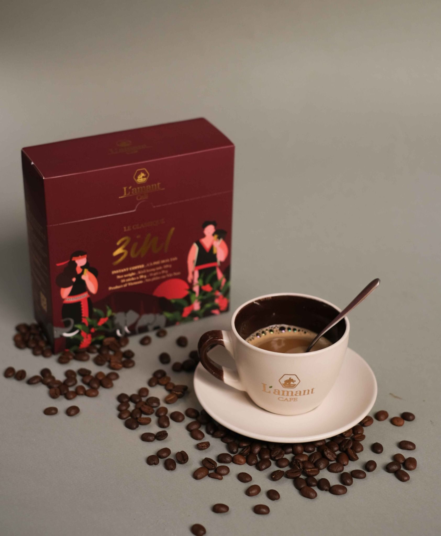 Combo 02 Coconut Cappuccino (Hộp 300g - 12 gói) và 03 Hộp 3IN1 (Hộp 192g - 12 gói)