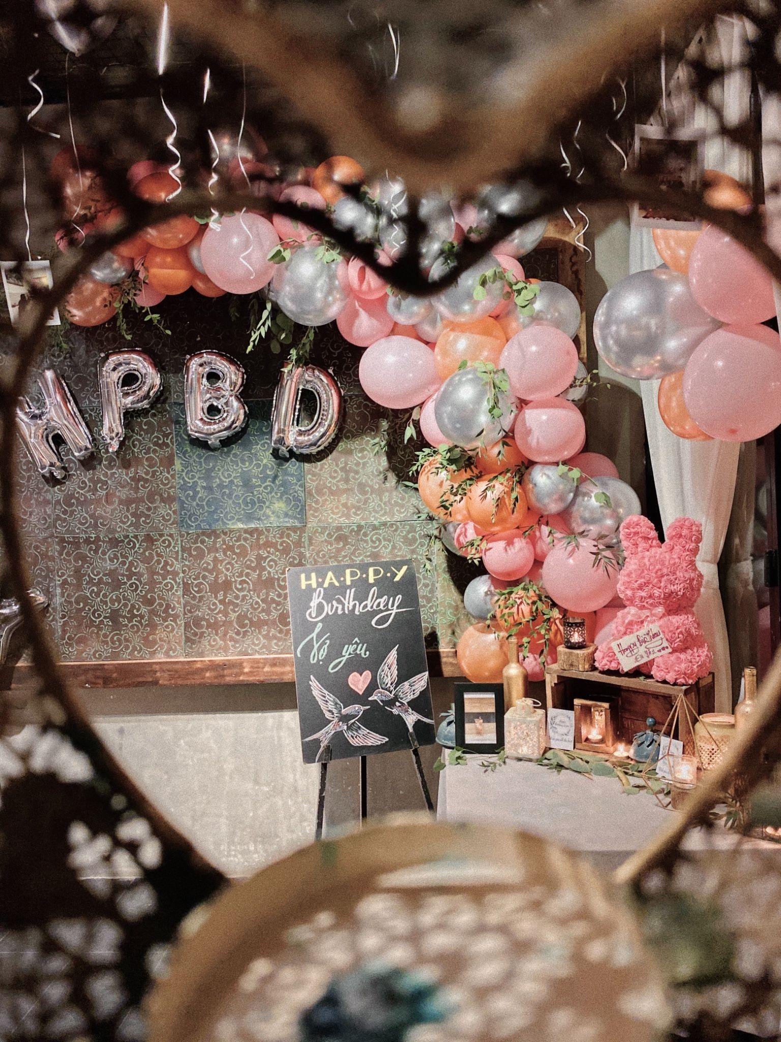 MAGIC PINKY - D ROOM - GROUP - OZ_HTC