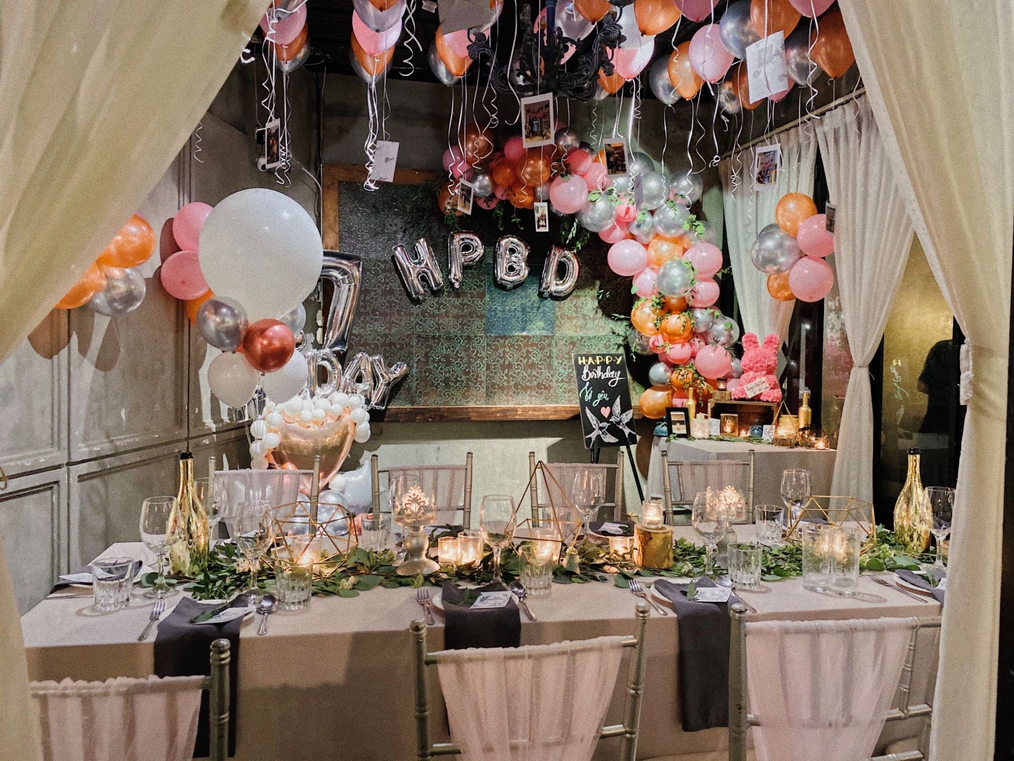 MAGIC PINKY - D ROOM - GROUP - OZ_HTC
