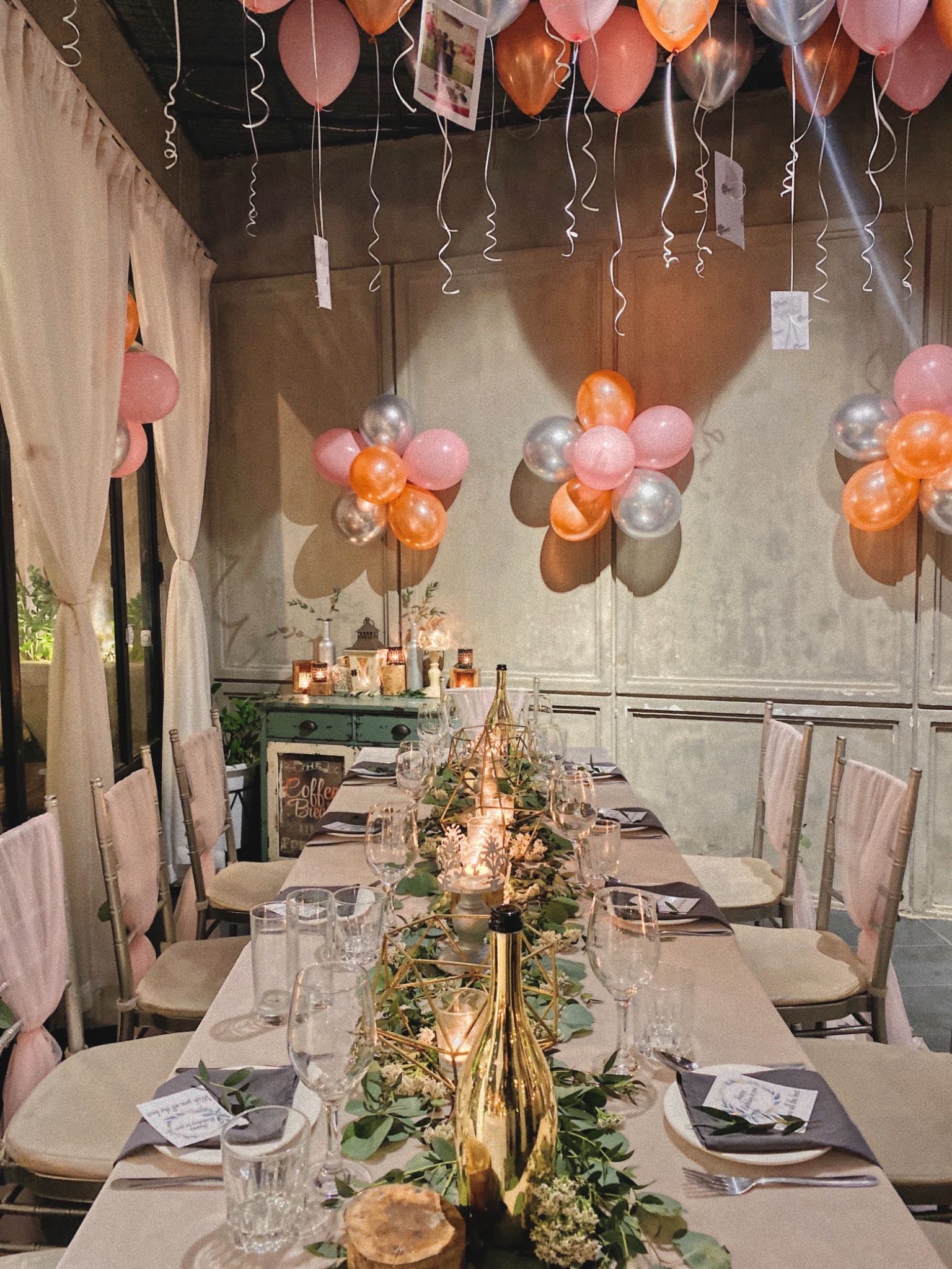 MAGIC PINKY - D ROOM - GROUP - OZ_HTC