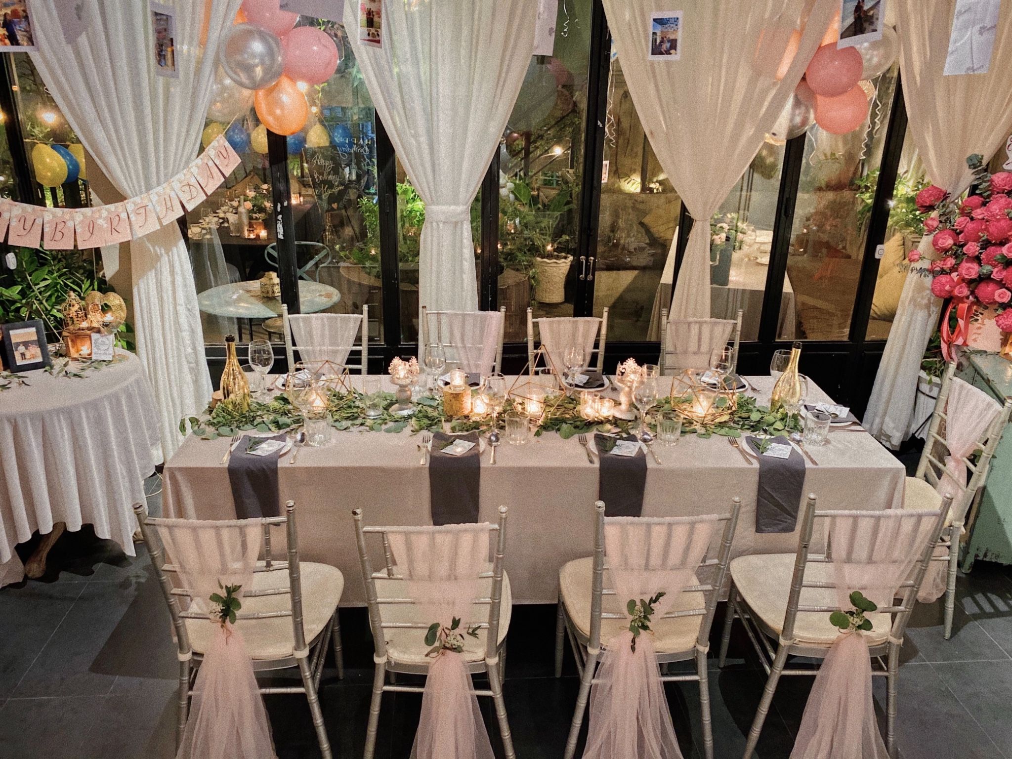 MAGIC PINKY - D ROOM - GROUP - OZ_HTC