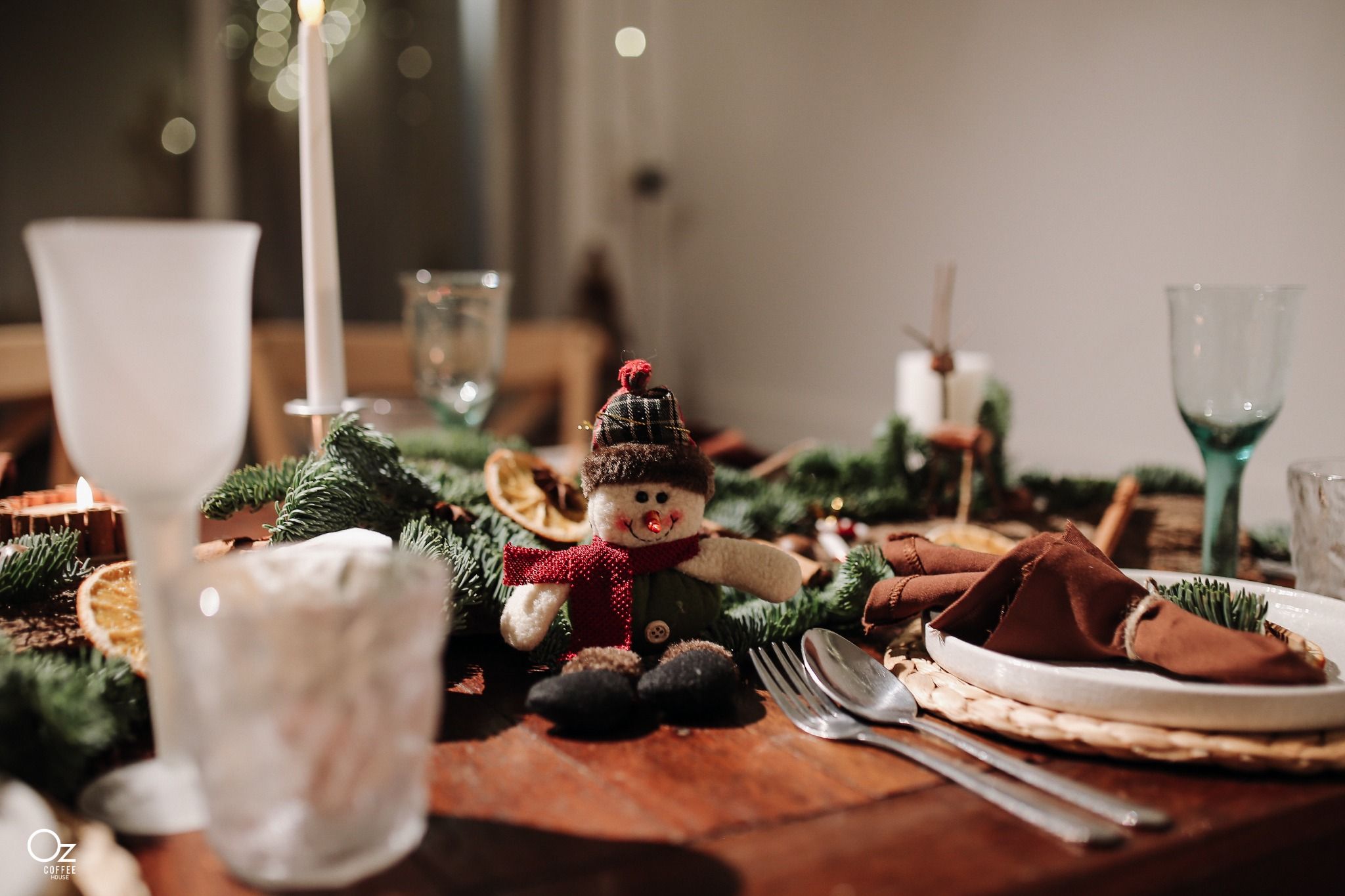 PRIVATE - A789 - GROUP - SANTA GIFT CONCEPT - OZ_HTC