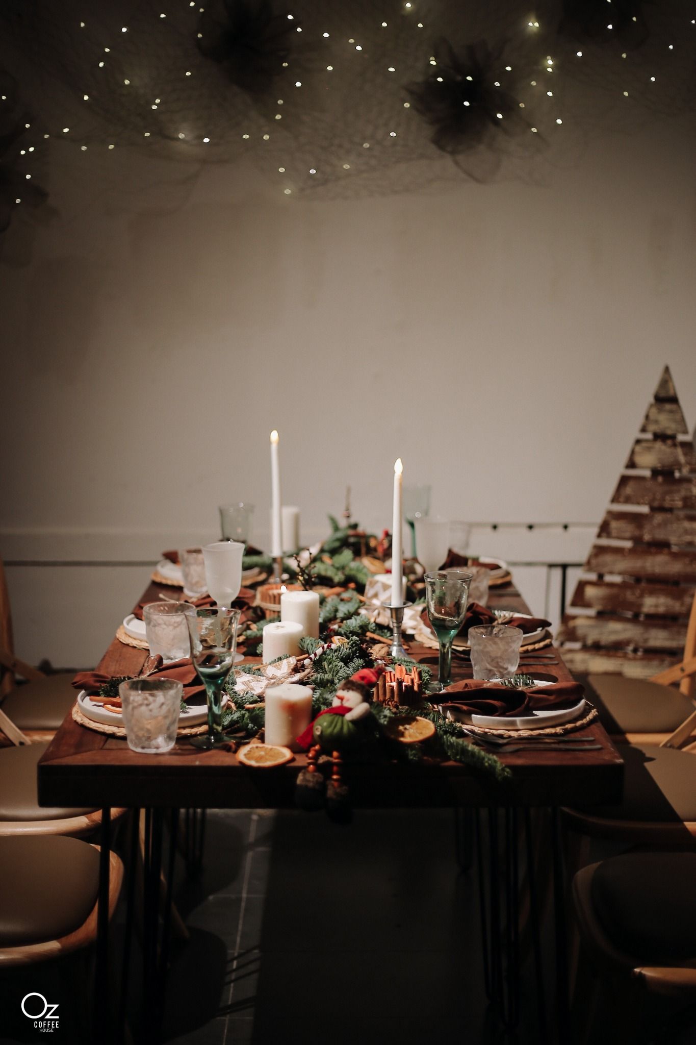 PRIVATE - A789 - GROUP - SANTA GIFT CONCEPT - OZ_HTC