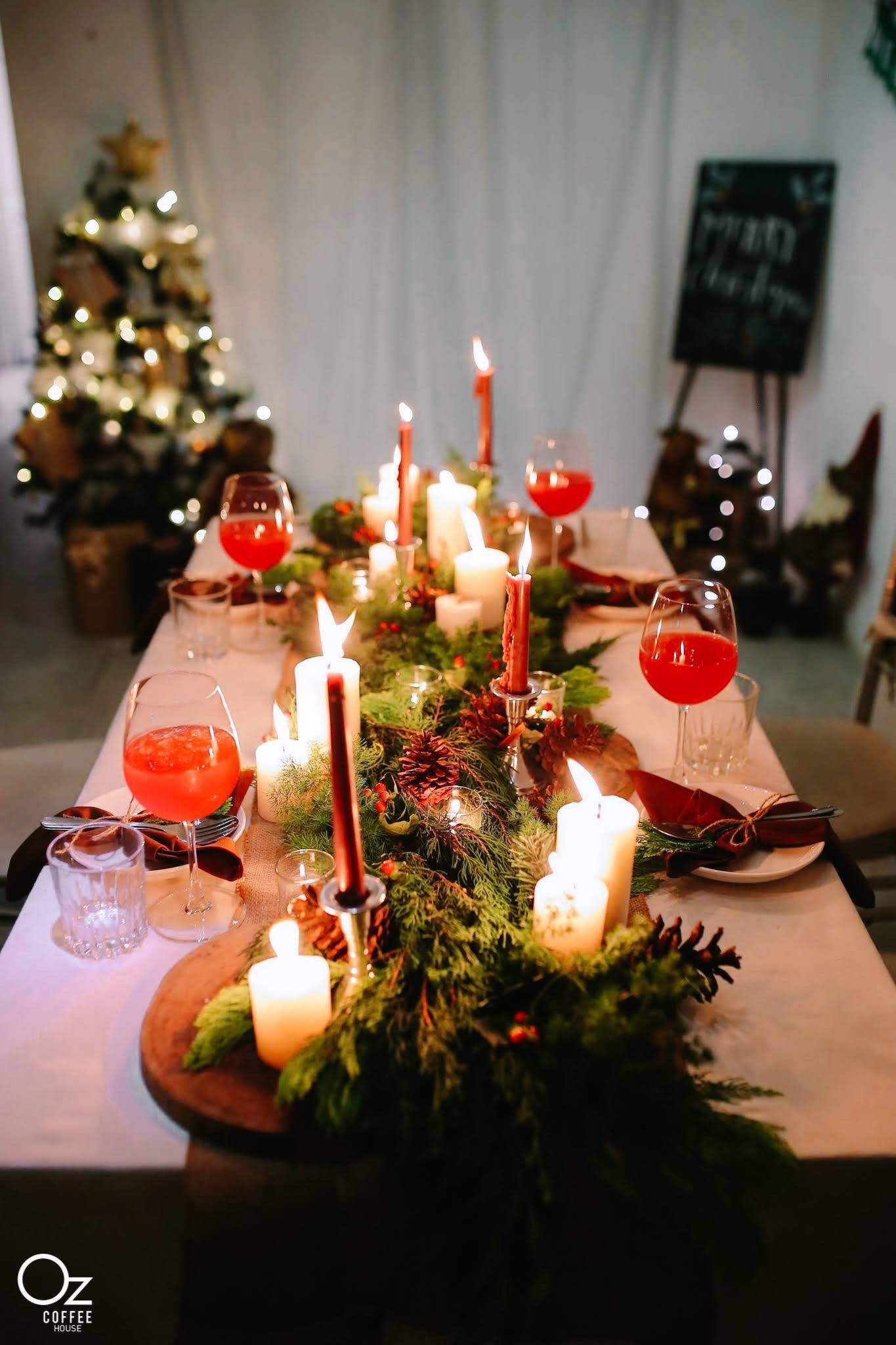 NEW MERRY CHRISTMAS 2019 - WHITE ROOM - OZ_LVS