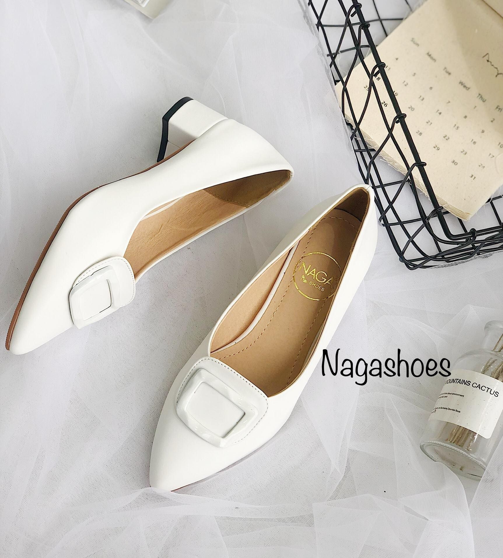 Cao Gót Mũi Nhọn Khóa Vuông NAC122