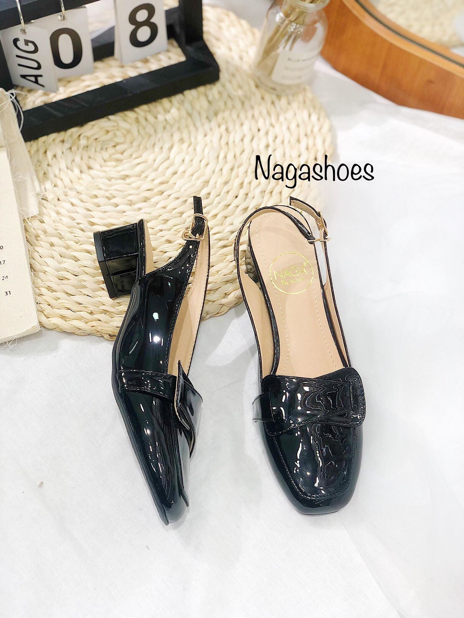 Cao Gót Bản Vuông Phối Chỉ NAC125