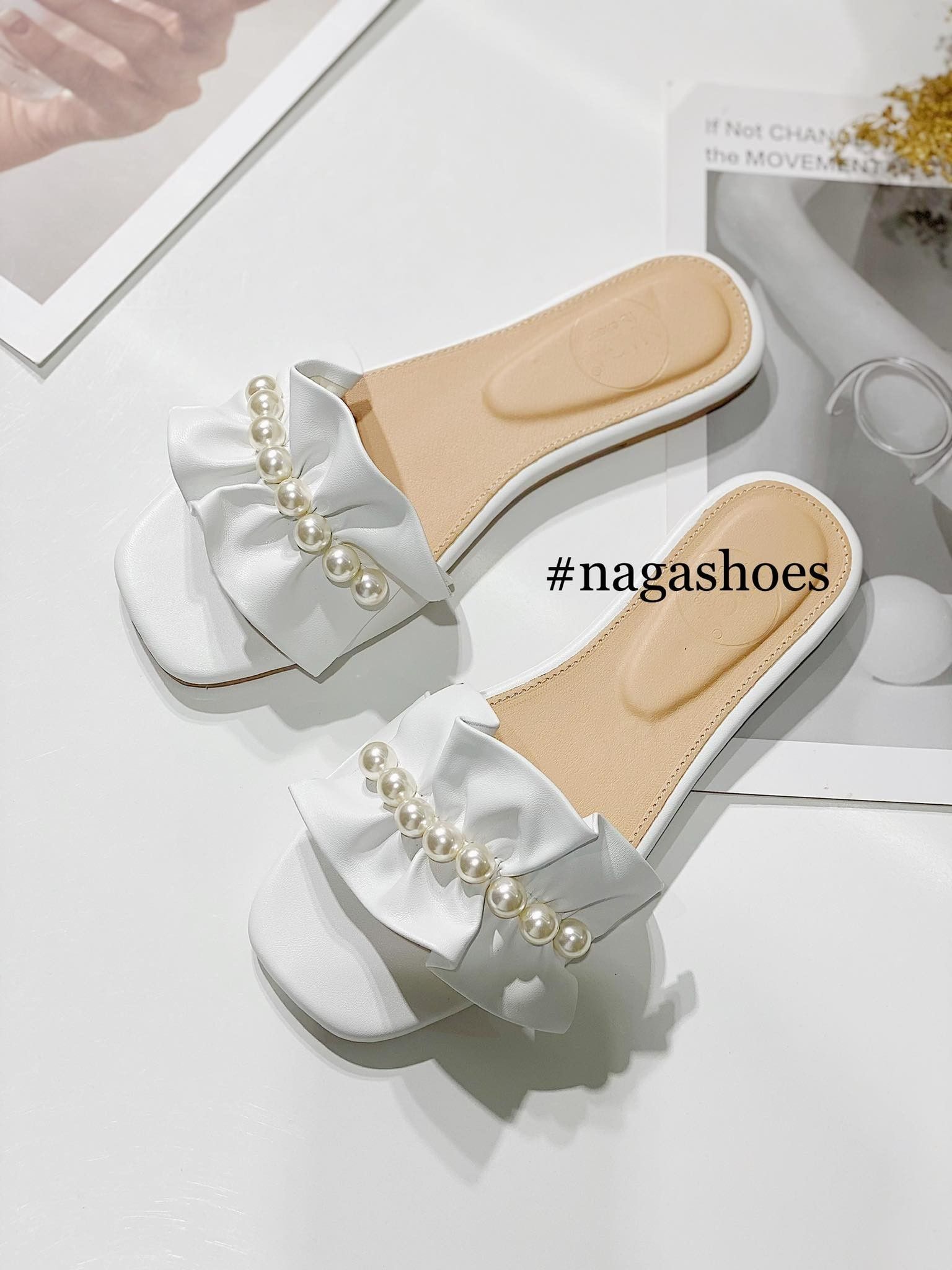 DÉP QUAI BÈO ĐÍNH NGỌC TRAI NAD147