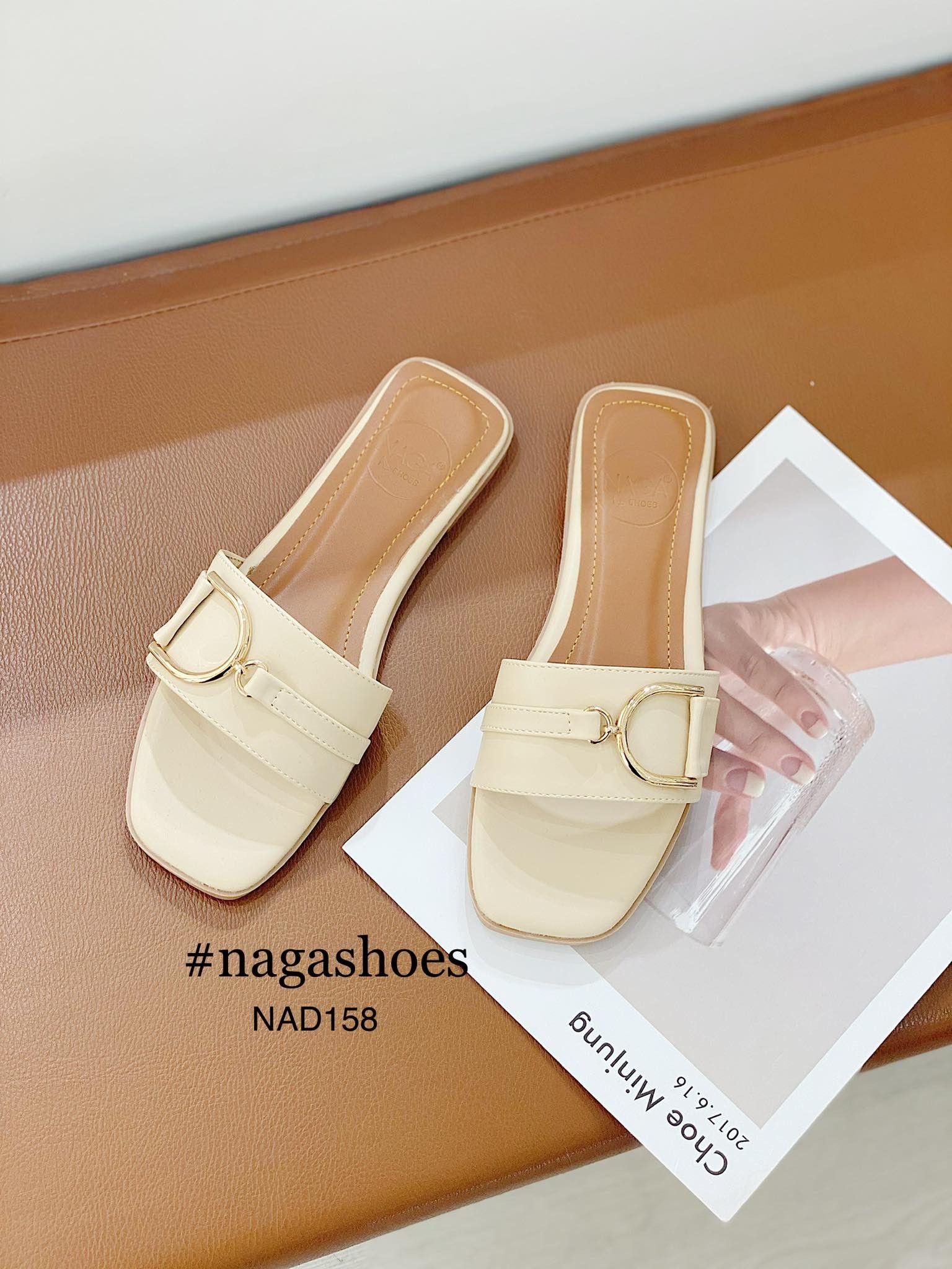 DÉP QUAI NGANG PHỐI KHÓA VÀNG NAD158
