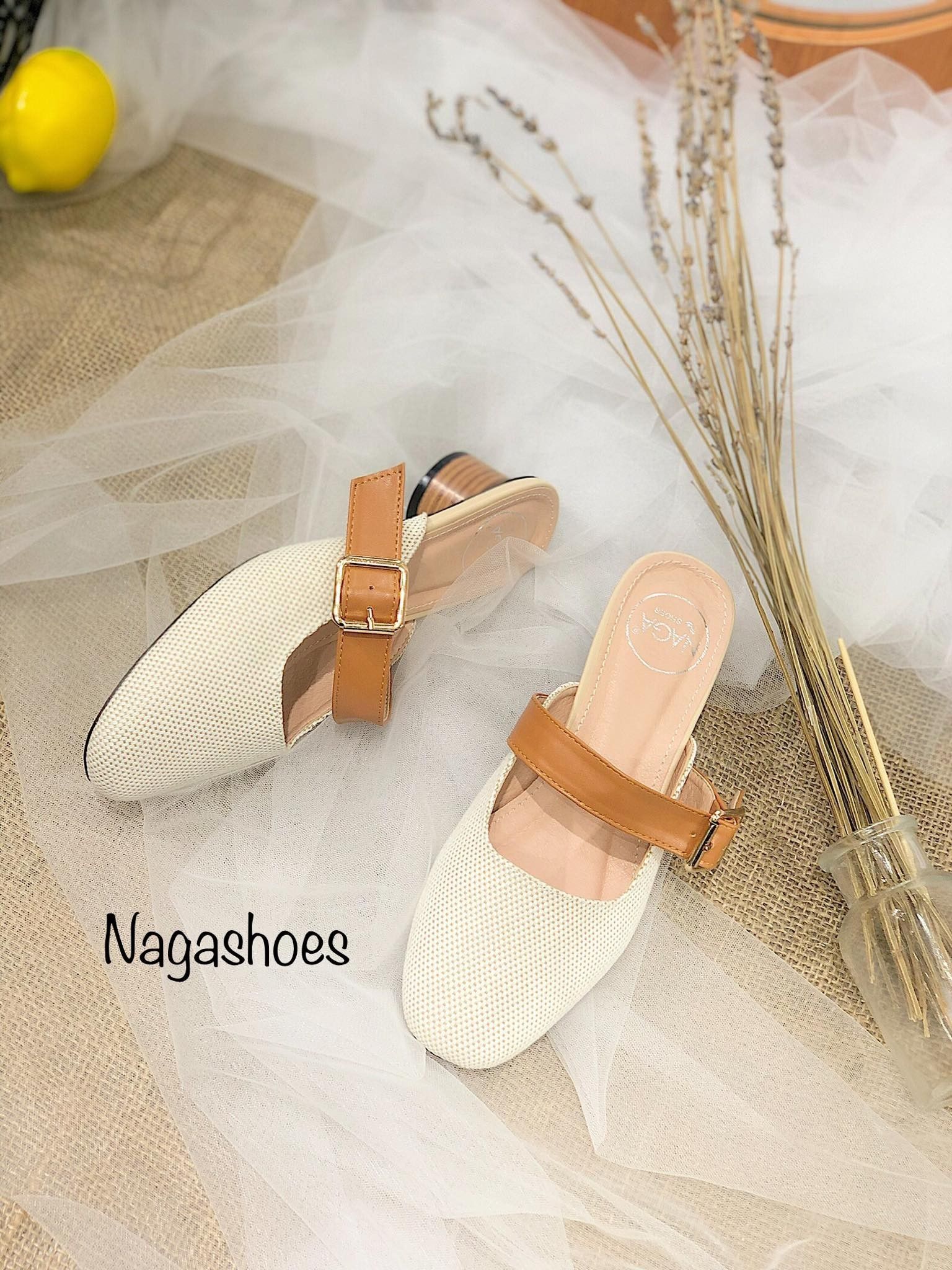 Dép Mũi Vuông Khóa Nhỏ Gót Gỗ NAD80