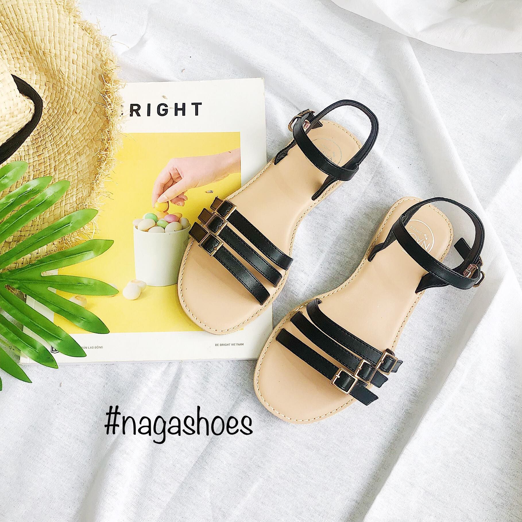 Giày Sandal Mũi Tròn 3 Quai Khóa Nhỏ NAS144