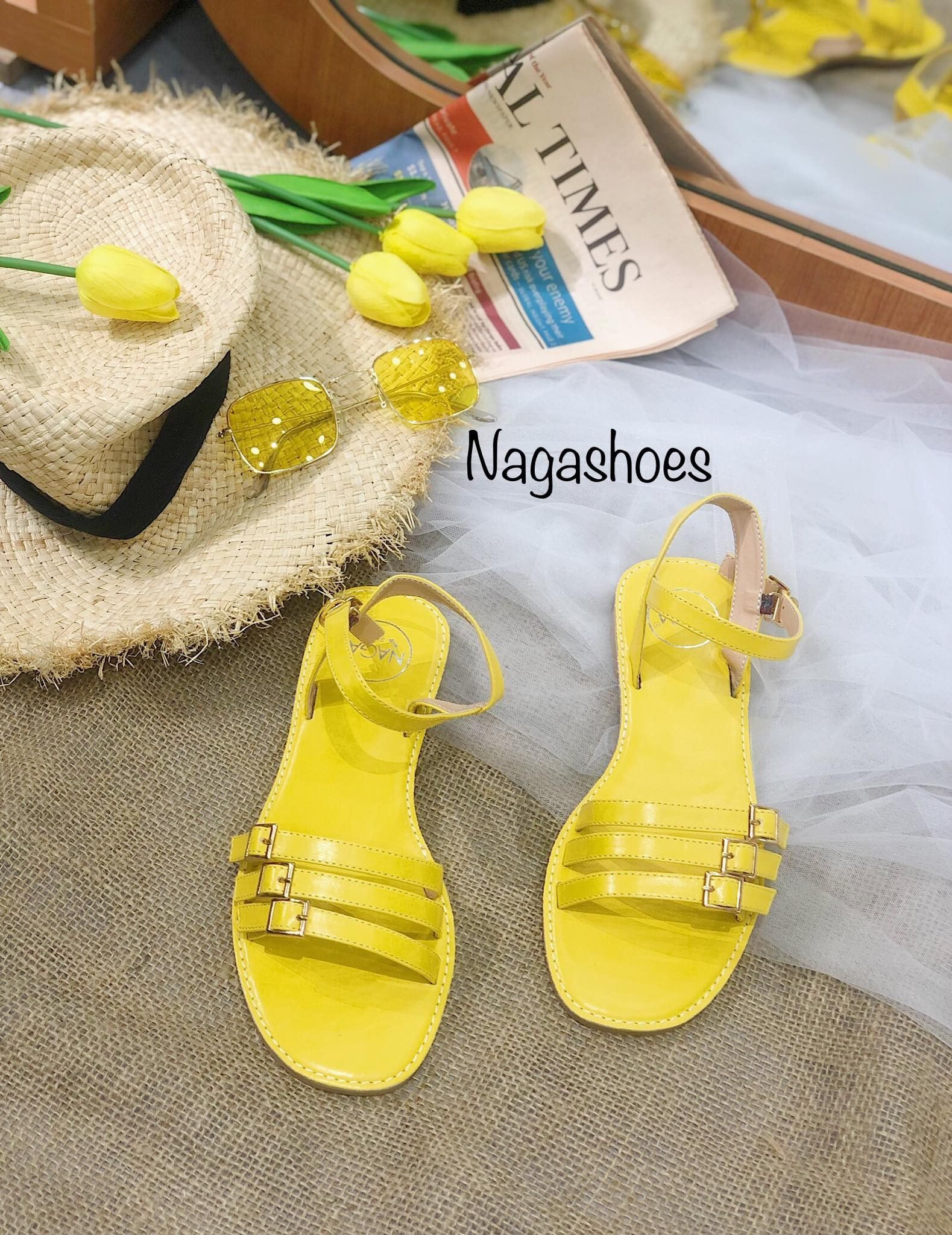 Giày Sandal Mũi Tròn 3 Quai Khóa Nhỏ NAS144