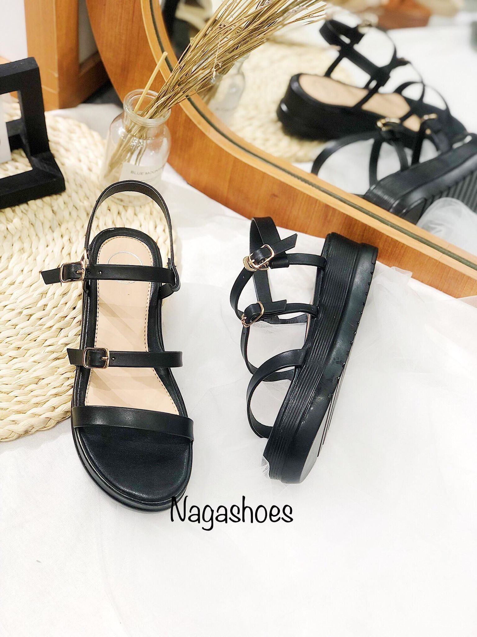 Sandal 2 Quai Ngang Phối Khóa Nhỏ NAS159