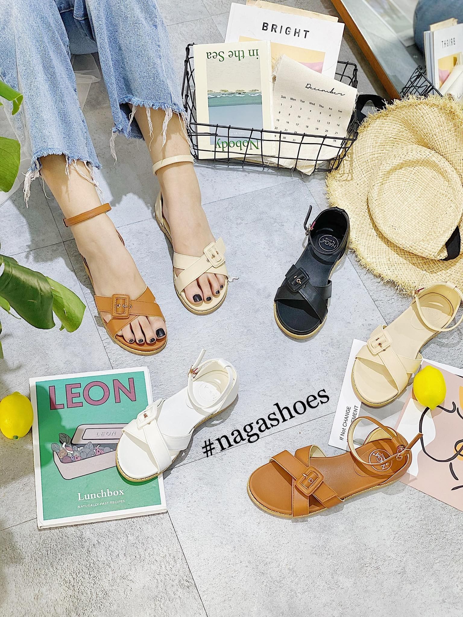 Sandal Quai Chéo Khóa Vuông Nas180