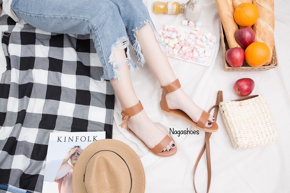 Giày Sandal Quai Ngang Hậu Tua Rua NAS28