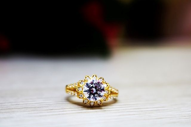 Nhẫn Nữ Vàng 61EN042