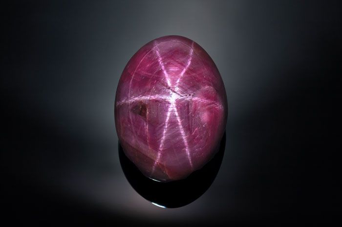 Star Ruby Oval