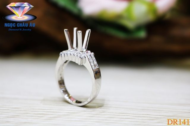 Nhẫn Kim Cương Thiên Nhiên DR131