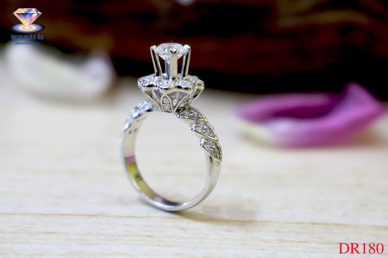 Nhẫn Kim Cương Thiên Nhiên DR180