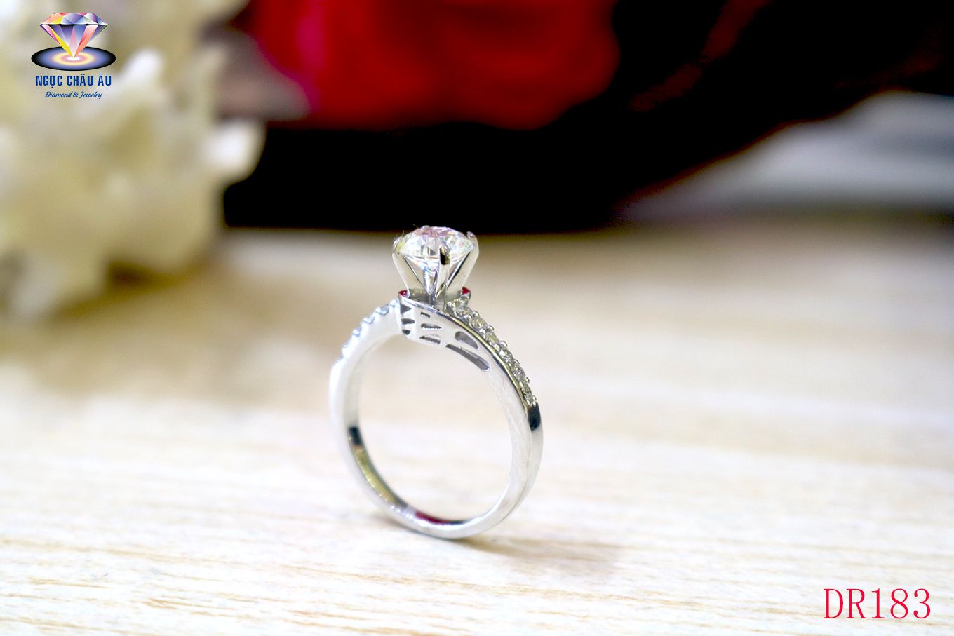 Nhẫn Kim Cương Thiên Nhiên DR183