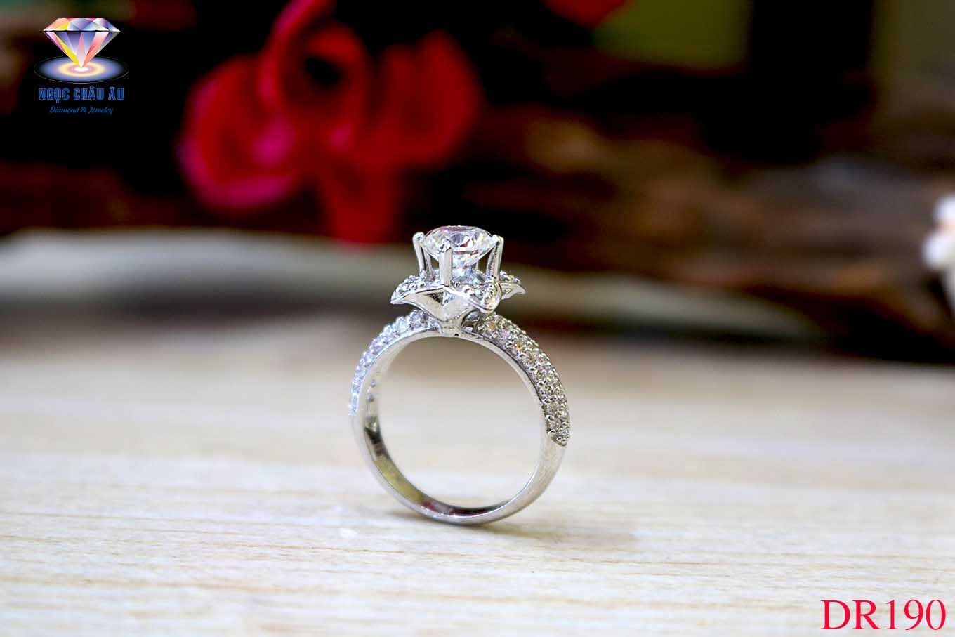 Nhẫn Kim Cương Thiên Nhiên DR190