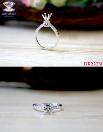 Nhẫn Kim cương thiên nhiên DR227N