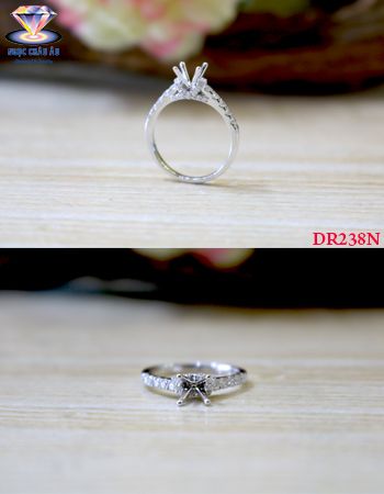 Nhẫn Kim cương thiên nhiên DR238N