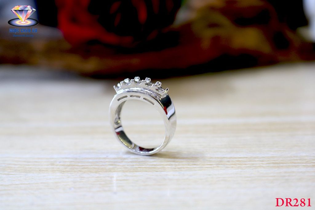 Nhẫn Kim Cương Thiên Nhiên DR281