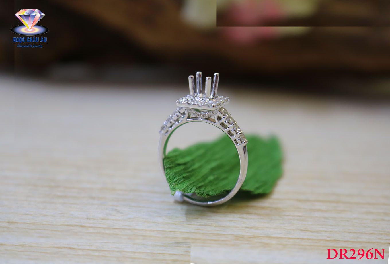 Nhẫn Kim Cương Thiên Nhiên DR296N