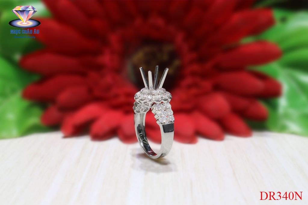 Nhẫn Kim Cương Thiên Nhiên DR340N