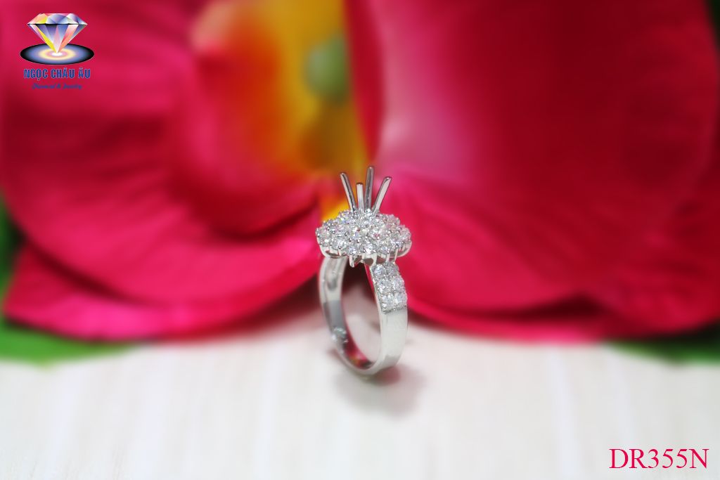 Nhẫn Kim Cương Thiên Nhiên DR355N