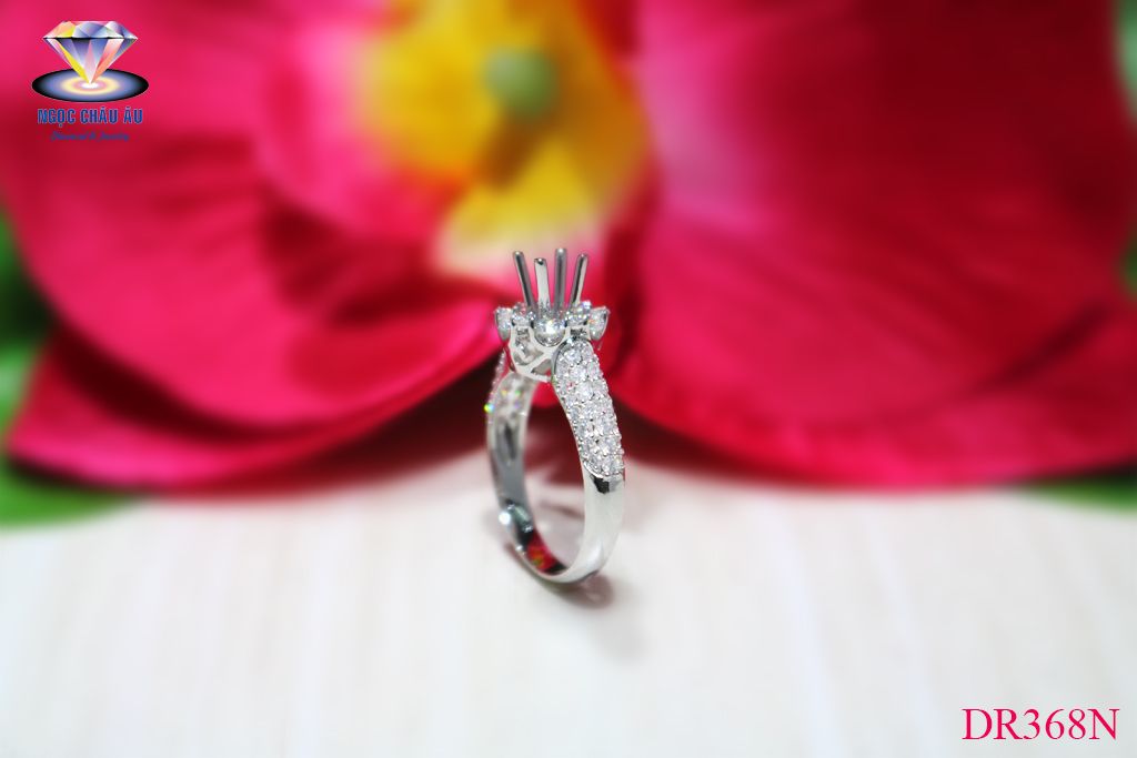 Nhẫn Kim Cương Thiên Nhiên DR368N