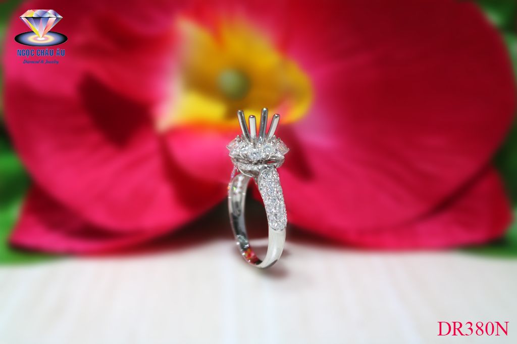 Nhẫn Kim Cương Thiên Nhiên DR380N